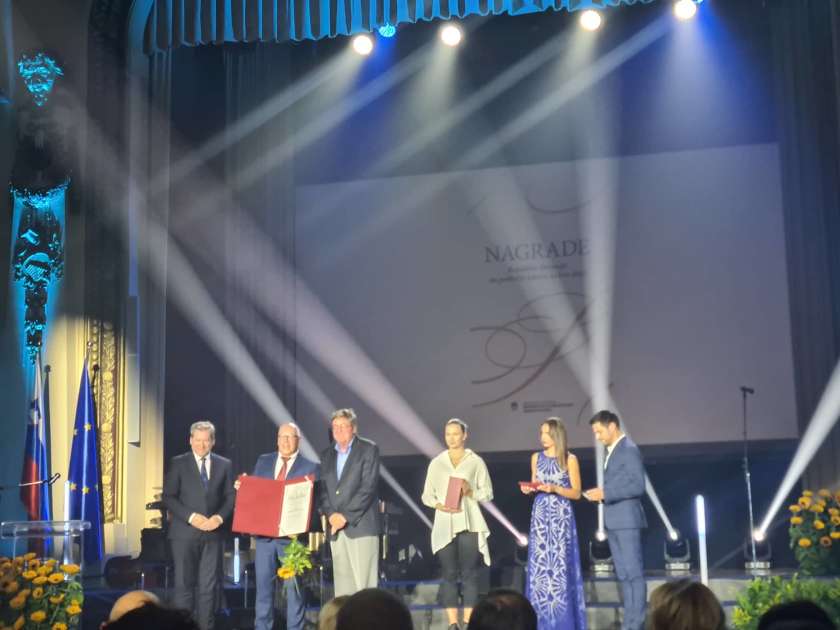 OŠ Milke Šobar – Nataše Črnomelj prejela nagrado RS za izjemne dosežke na področju šolstva