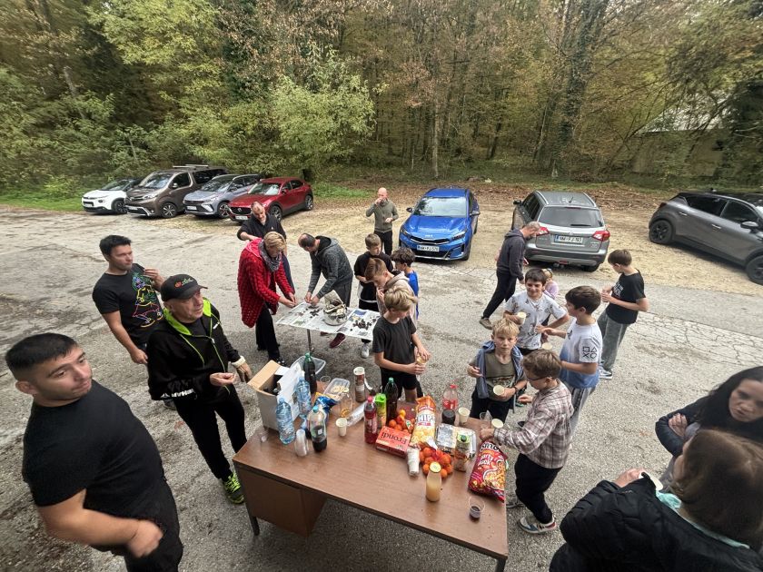 Praznik druženja, kostanja in namiznega tenisa