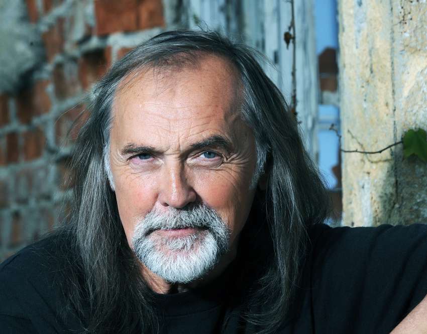 Dragan Bulič (upokojeni glasbeni urednik),