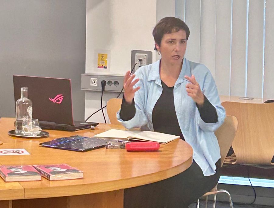 sara-volčič-predstavitev-knjige