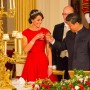 Kate Middleton je za obisk kitajskega predsednika Xi Jinpinga izbrala rdečo obleko.