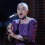 Vzrok smrti nekoč priljubljene pevke Sinéad O'Connor bo pokazala obdukcija.