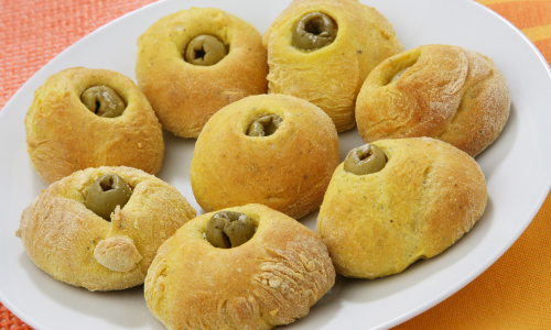 Okrogli kruhki z olivami