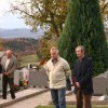 med_udele__enci_je_bil_tudi_predsednik_ks_gabrje_robert_malnar__drugi_z_desne_.jpg