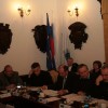 na_26__seji_polemicno_ze_ob_kadrovski_kuhinji.jpg