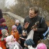 ajdovski_gradec_nad_vranjem_blize_otrokom033.jpg