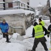 2012_02_12_kidanje_snega_pgd_gradac_38.jpg