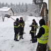 2012_02_12_kidanje_snega_pgd_gradac_09.jpg