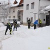 2012_02_12_kidanje_snega_pgd_gradac_30.jpg