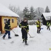2012_02_12_kidanje_snega_pgd_gradac_42.jpg