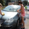 cvickova_princesa_tjasa_metelko_dobrodelno_prala_avtomobile_010.jpg