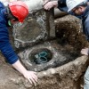 Arheologi, Slovenska cesta, grob 7.jpg
