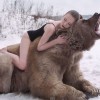 medved rusija manekenka 2.JPG