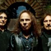 Umrl je Ronnie James Dio