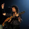 Brian May bo učil kitaro