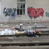 Remiza je občasno zbirališče ponočnjakov, ki radi smetijo.