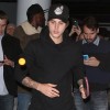 justin-bieber-plays-ping-pong-02.jpg