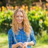 woman ženska zelenjava košara.jpg