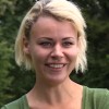 elena ljubezen po domace .png
