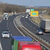 krog, avtocesta, pomurka, tovornjaki, promet, simbol