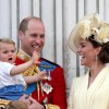 Kate Middleton, princ William, princ Louis.jpg