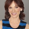 720px-Marilu_Henner_2011 wiki.jpg