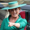 Sarah Ferguson je menda primorana iskati nove poslovne priložnosti.