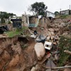 2022-04-15T140046Z_704729495_RC2QNT930YEG_RTRMADP_3_SAFRICA-FLOODS.JPG