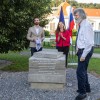 _znov_list_so_odkrili_akademik_milek_komelj__podupanja_mo_nm_sara_tom_in_direktor_knjinice_mira...