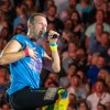 Chris Martin je zbolel za "resno pljučno okužbo.