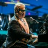 Elton John ne bo več tvital