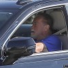 Arnold Schwarzenegger ni mogel ustaviti avta. Kolesarka ga je presenetila.