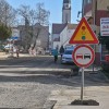 gradbišče-slomškova-ulica-pomgrad, delo-na-cesti, promet, stroji, tovorna-vozila