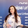 Noseča Sanja Grohar rada pokaže trebušček