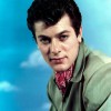 Tony Curtis (1925 - 2010), veliki hollywoodski zapeljivec, ki so mu leta dobro prizanašala.