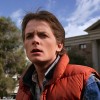 Michael J. Fox je eden največjih najstniških idolov vseh časov, proslavila pa ga je trilogija Nazaj