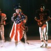 Hay, Geroge in Craig v oddaji Top of the Pops. V ozadju se na bobnih skriva John Moss.