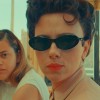V filmu lahko občudujemo prekrasno in tudi precej spremenjeno Scarlett Johansson.