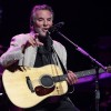 Te dni Kenny Loggins igra svojo poslovilno turnejo That Is It, po kateri se bo glasbeno upokojil.