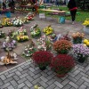 prvi-novmeber, 1.-november, cvetje, sveče, trg-kulture