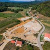 stanovanjska_soseska_dobrava__med_urejanjem_komunalne_infrastrukture__foto_obcina_trebnje.jpg