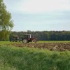 kmetijstvo, poljedeljstvo, njive, traktor, gnojenje