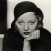Tallulah Bankhead je tipična predstavnica igralske kaste, lepotica, izredno talentirana in brez vsak