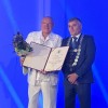Nace Junkar z županom Robertom Zagorcem.jpg