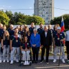 Spominska fotografija na prizorišču ob paralimpijskemu odštevalniku na Toplarniški ulici 10 v Ljubljani.