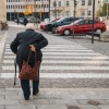 simbolična, starejši-ljudje, upokojenci, invalidi, invalid, bergla, bergle