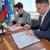 1681125103_mh-podpis_pogodbe.jpg