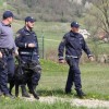 1566400919_meja-policisti.jpeg