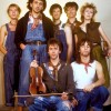 Dexys Midnight Runners so bili precej nenavadna in stalno se spreminjajoča zasedba pod vodstvom Kevi