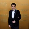 Colin Farrell - Colin Farrell je sprejel težko odločitev, da sina pošlje v ustanovo za dolgotrajno o